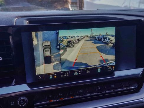 Used 2023 Chevrolet Silverado 1500 High Country w/ High Country Premium Package image 21