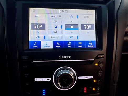 Used 2020 Ford Fusion Titanium AWD/4WD image 16