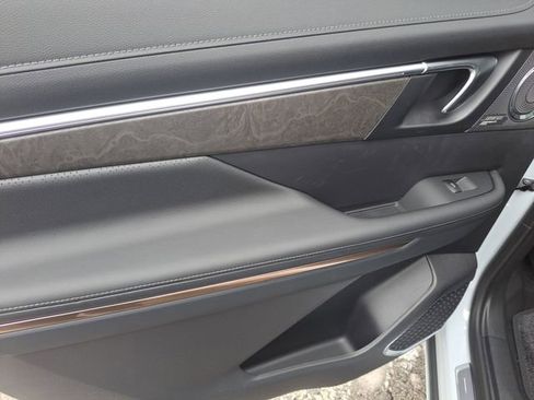 New 2026 Buick Enclave Avenir w/ Super Cruise Package image 13