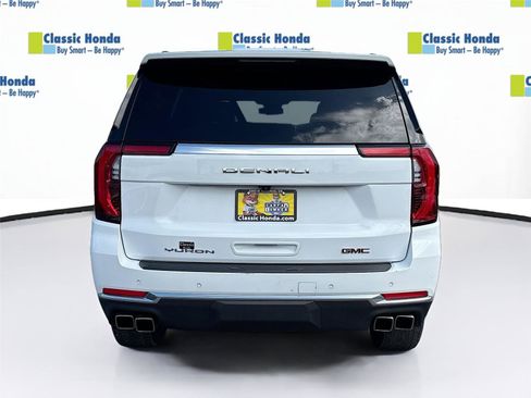 Used 2025 GMC Yukon Denali RWD image 7