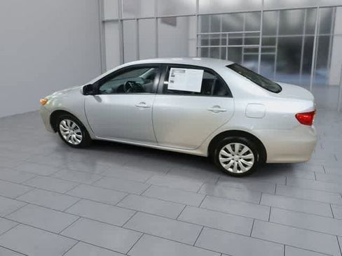 Used 2012 Toyota Corolla LE FWD image 6