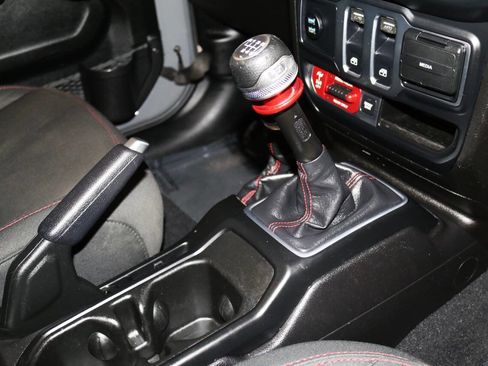 Used 2019 Jeep Wrangler Rubicon image 39