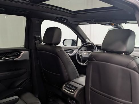 Used 2024 Cadillac XT6 Premium Luxury w/ LPO, Floor Liner Package AWD/4WD image 27