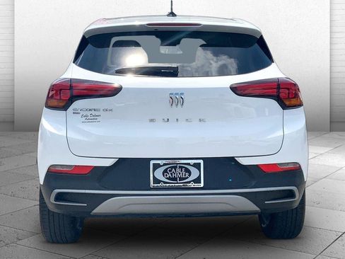 Used 2025 Buick Encore GX Preferred AWD/4WD image 3