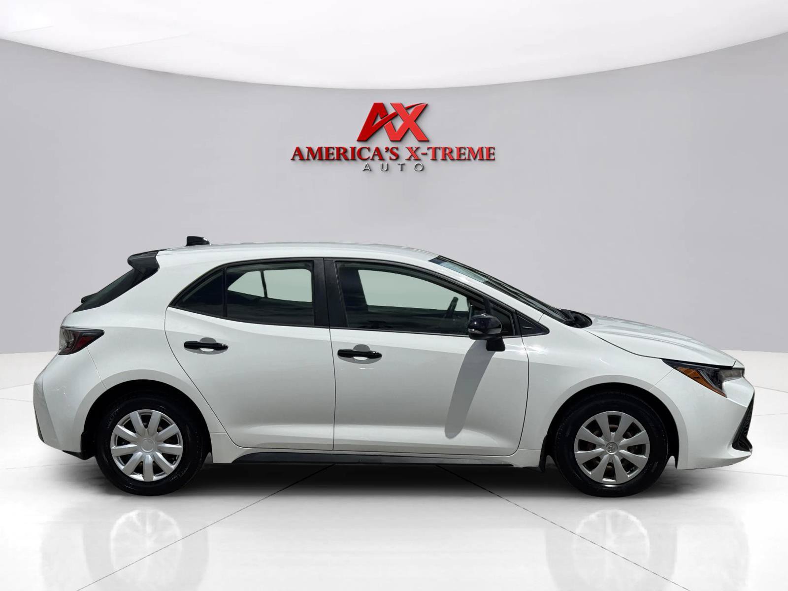 Used 2022 Toyota Corolla SE FWD image 7