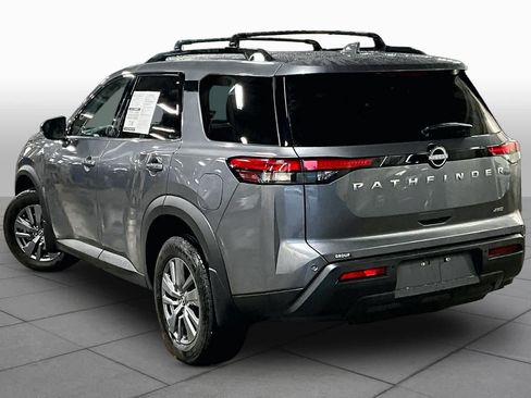 Used 2025 Nissan Pathfinder SV AWD/4WD image 12