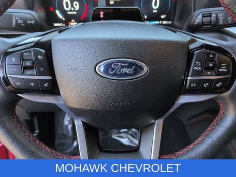 Used 2025 Ford Explorer ST-Line w/ ST-Line Street Pack AWD/4WD image 12