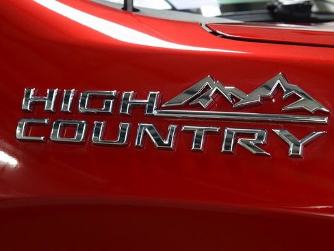 Used 2022 Chevrolet Silverado 1500 High Country image 13