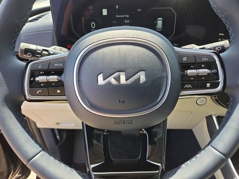 New 2026 Kia Carnival SX Prestige image 13