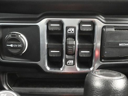 Used 2020 Jeep Wrangler Unlimited Sport S image 31