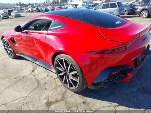 Used 2019 Aston Martin V8 Vantage Coupe image 22