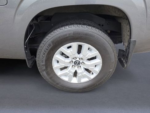 Used 2024 Nissan Frontier SV w/ Technology Package RWD image 26
