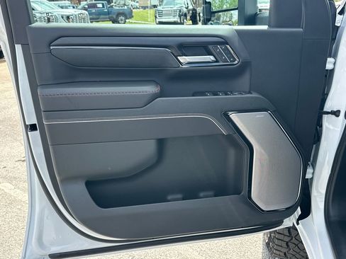 New 2026 GMC Sierra 2500 AT4X AWD/4WD image 11
