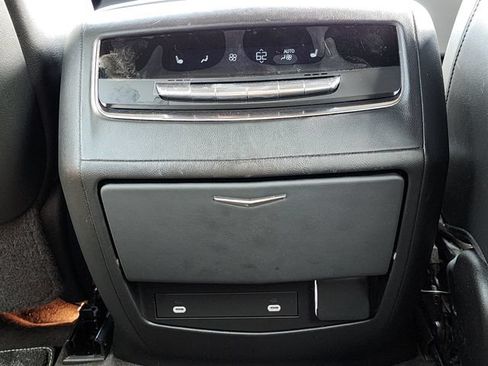 Used 2022 Cadillac Escalade ESV Premium Luxury AWD/4WD image 20