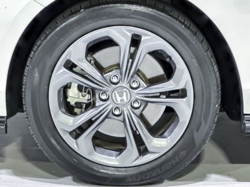 Used 2024 Honda Accord EX-L image 12