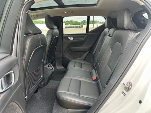 Certified 2026 Volvo XC40 B5 Plus AWD/4WD image 13