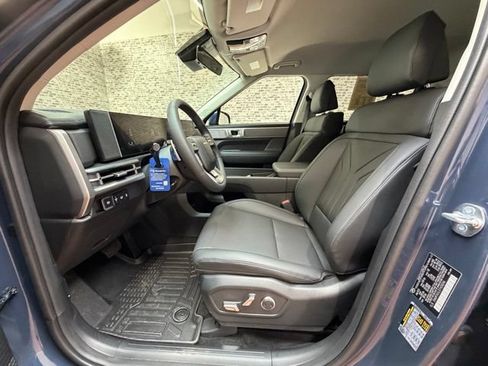 Certified 2026 Hyundai Santa Fe SEL FWD image 18