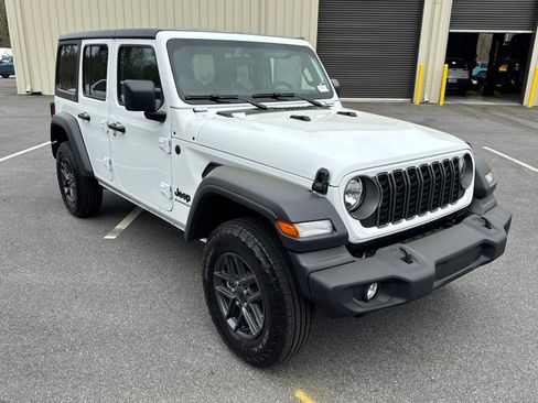 New 2026 Jeep Wrangler Unlimited Sport AWD/4WD image 4