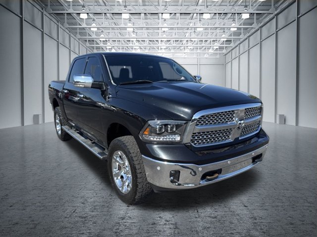 Used 2015 RAM 1500 Laramie w/ Convenience Group AWD/4WD image 7