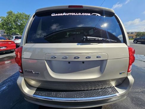 Used 2013 Dodge Grand Caravan SXT FWD image 10