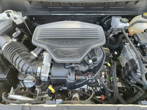 Used 2022 Cadillac XT6 Premium Luxury w/ Platinum Package FWD image 32