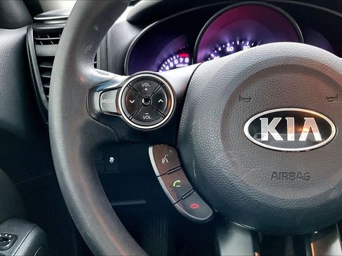 Used 2019 Kia Soul image 21