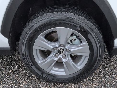 Certified 2025 Toyota RAV4 XLE AWD/4WD image 11