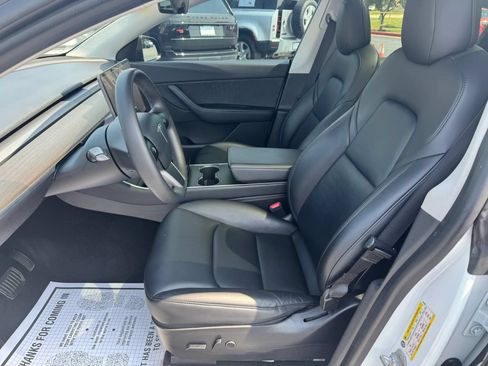 Used 2021 Tesla Model Y Long Range AWD/4WD image 8