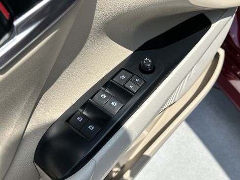 Certified 2020 Toyota Camry LE FWD image 15