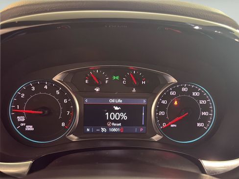 Used 2023 Chevrolet Traverse LT FWD image 18