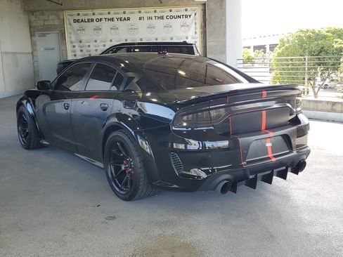Used 2021 Dodge Charger SRT Hellcat RWD image 3