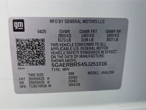 Used 2025 Buick Enclave Sport Touring FWD image 27