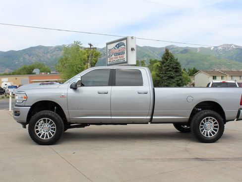 Used 2024 RAM 3500 Laramie w/ Sport Appearance Package image 14