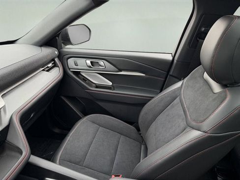 New 2026 Ford Explorer ST w/ Sun And Sound Package image 18