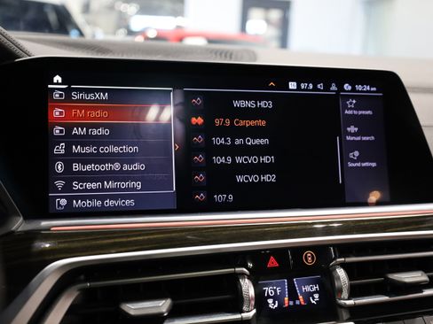 Used 2020 BMW X7 M50i w/ Dynamic Handling Package image 28