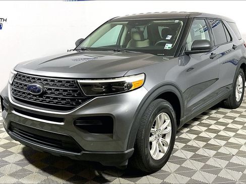 Certified 2021 Ford Explorer 2WD image 1