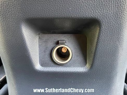Used 2025 Toyota RAV4 LE AWD/4WD image 38