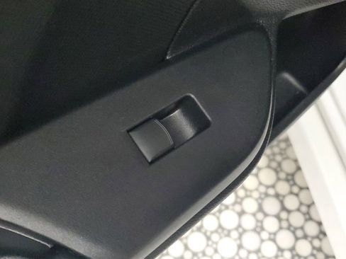 Used 2019 Honda Civic Sport image 17