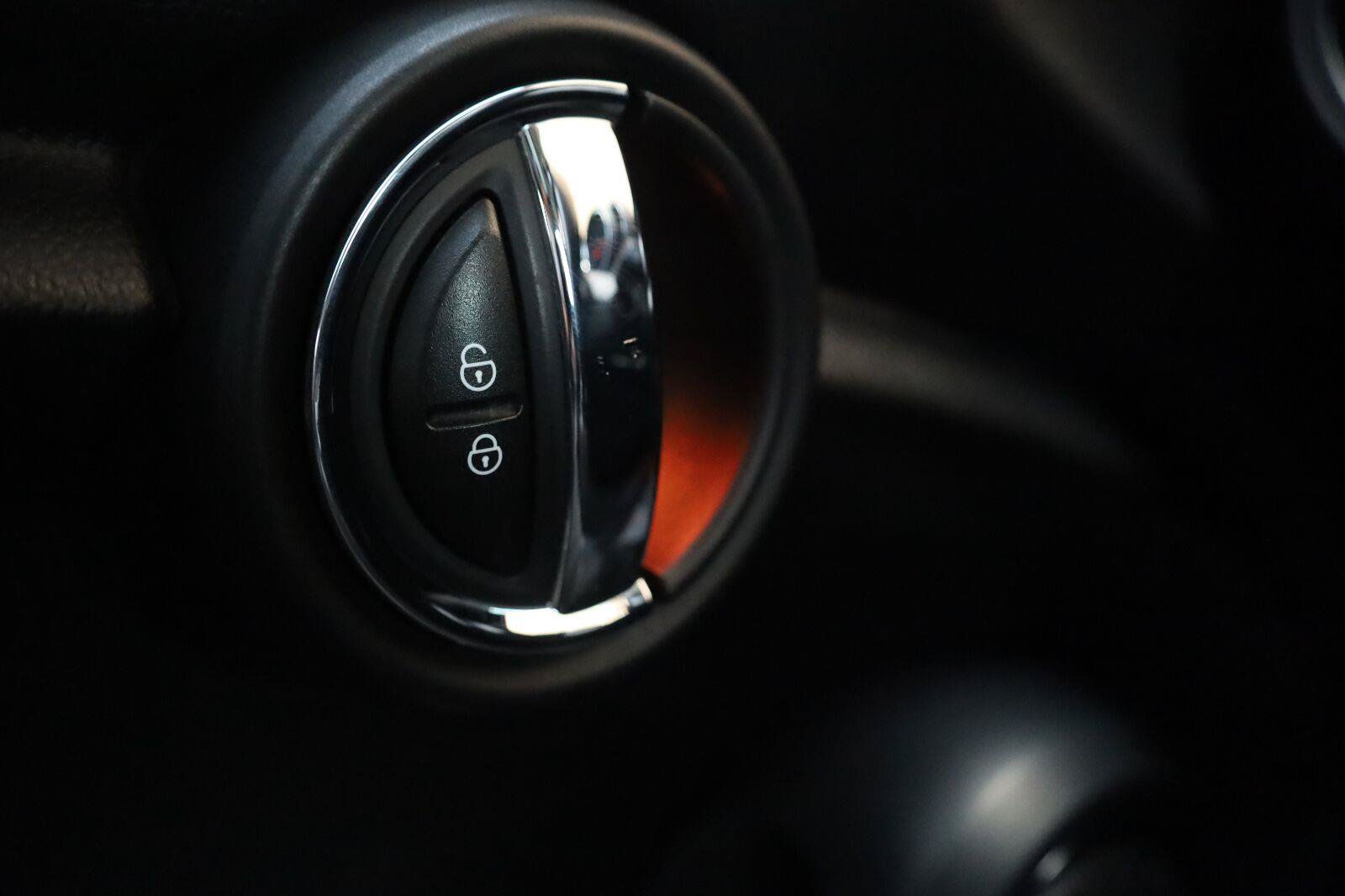 Used 2016 MINI Cooper 2-Door Hardtop FWD image 29