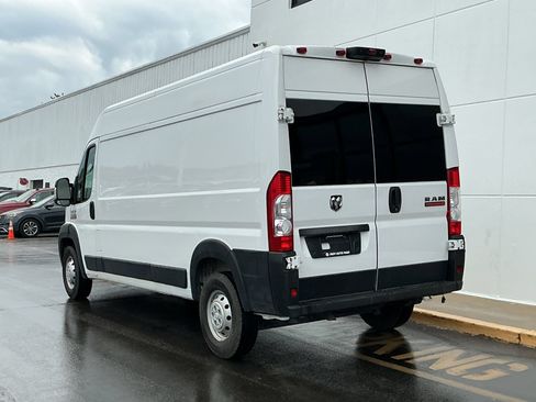 Used 2022 RAM ProMaster 2500 FWD image 6