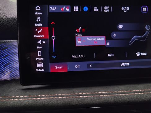 Used 2025 Alfa Romeo Tonale AWD/4WD image 27