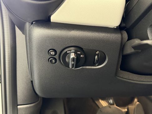 Used 2024 MINI Cooper SE FWD image 14