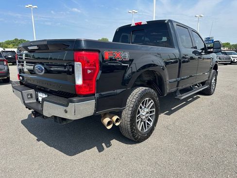 Used 2017 Ford F250 Lariat w/ Lariat Value Package AWD/4WD image 5