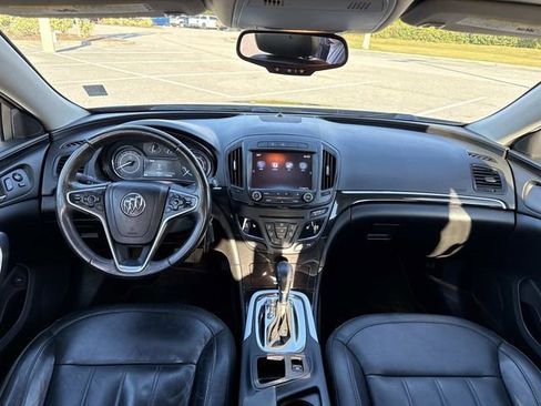Used 2015 Buick Regal image 13