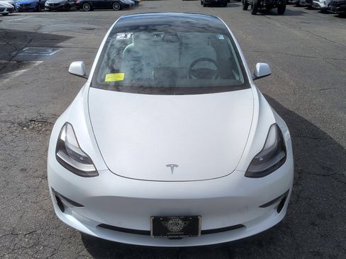 Used 2021 Tesla Model 3 Standard Range Plus image 3