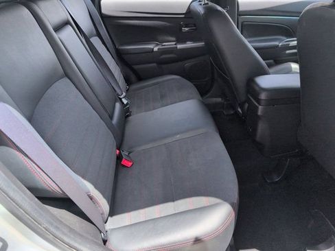 Used 2025 Mitsubishi Outlander Sport SE AWD/4WD image 29
