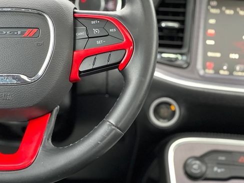 Used 2016 Dodge Challenger R/T w/ Driver Convenience Group RWD image 26