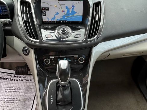 Used 2014 Ford C-MAX SEL w/ Equipment Group 301A FWD image 13