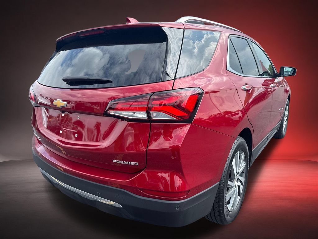 Certified 2024 Chevrolet Equinox Premier FWD image 4