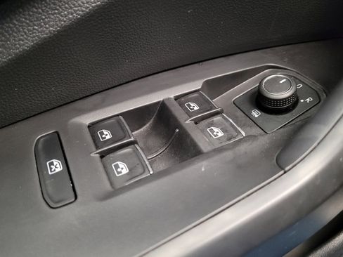 Used 2024 Volkswagen Jetta Sport image 27